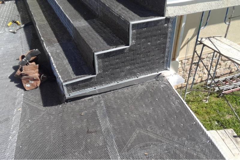 Metal lath for outdoor construction projects
